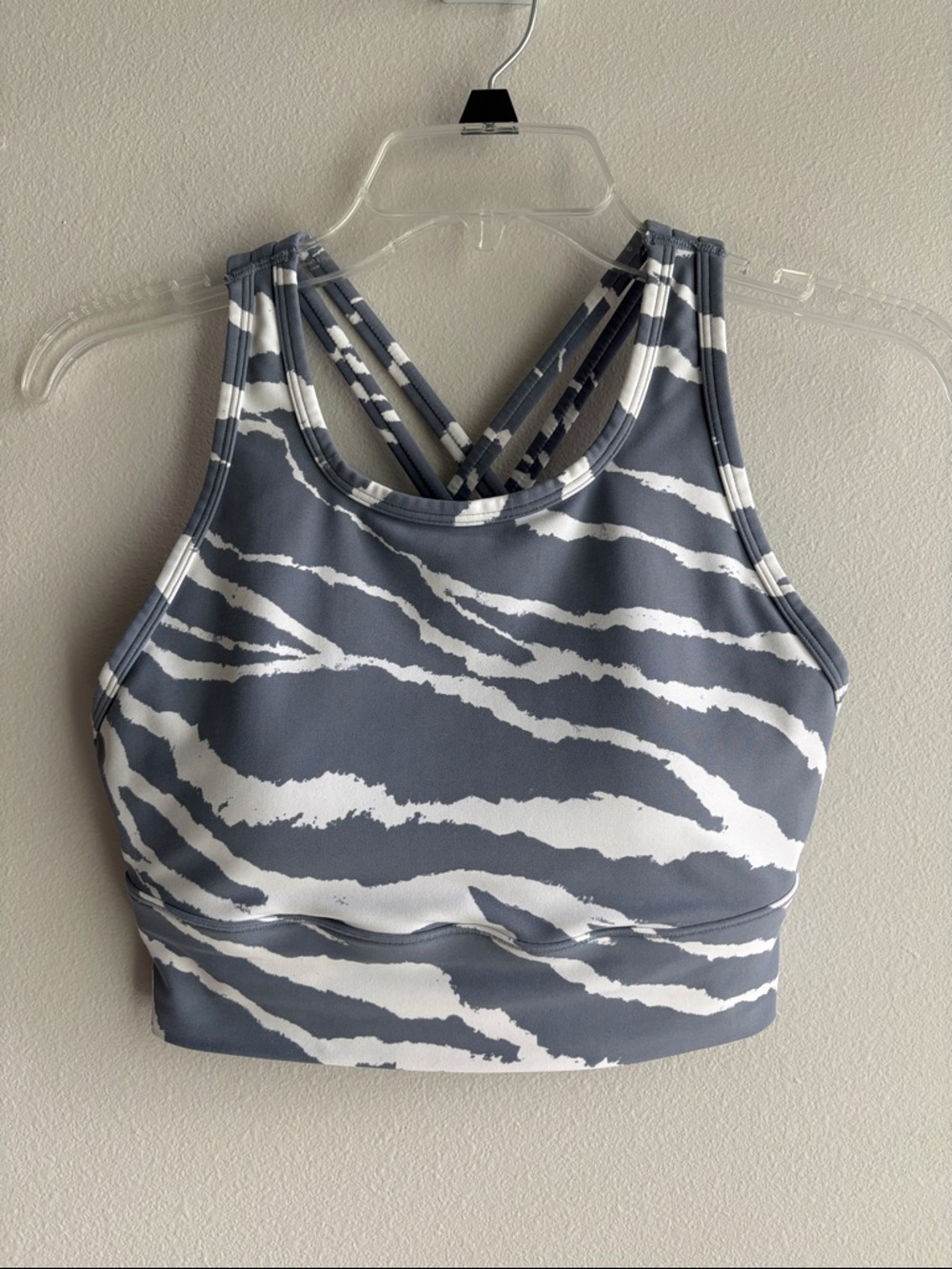 CALIA Made to Play Energize Long Line Sports Bra - Women’s Medium, Gray & White